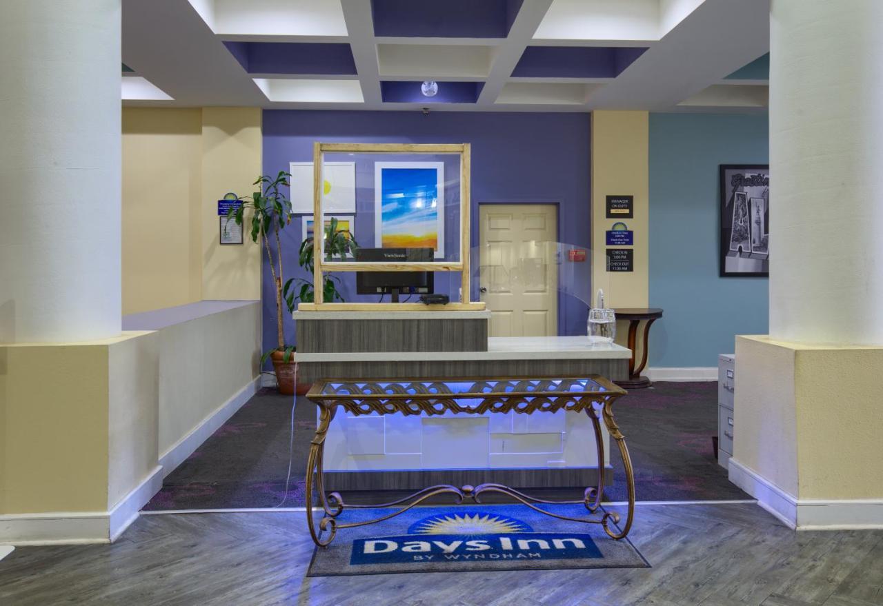Days Inn By Wyndham Mobile I-65 מראה חיצוני תמונה